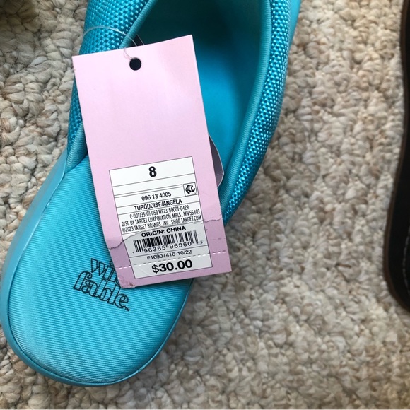 NWT ladies Wild Fable turquoise platform sandals. Size 8 - Picture 4 of 6